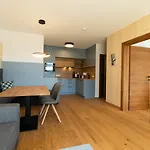 Hotel apartamentowy Wally Berg-appartements Zams