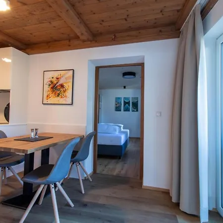 Апарт-отель Wally Berg-appartements Цамс