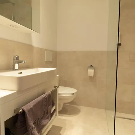 Wally Berg-appartements Lejlighedshotel Zams